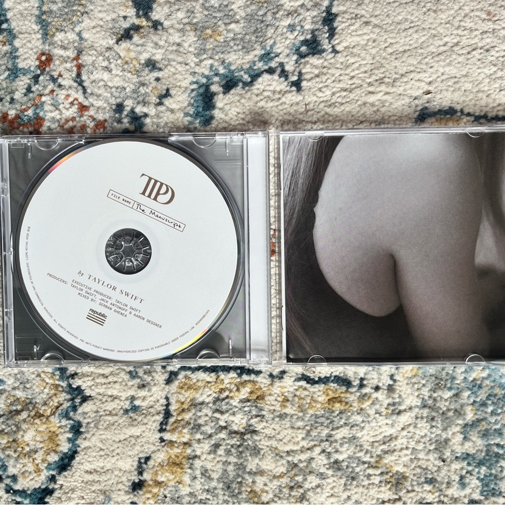 Taylor Swift CD with the Manuscript